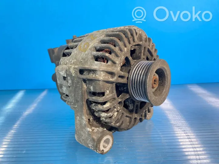 BMW 1 E81 E87 Alternador 7802471