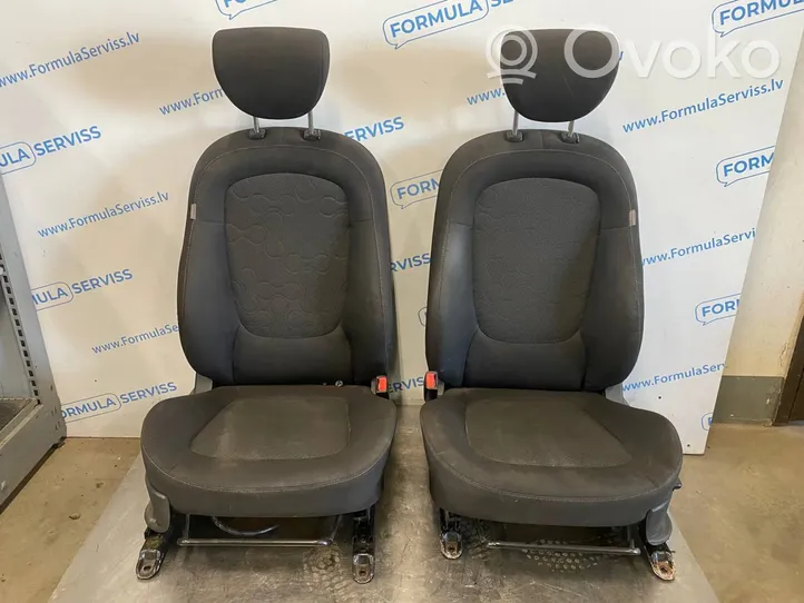 Hyundai i20 (PB PBT) Fotele / Kanapa / Komplet 