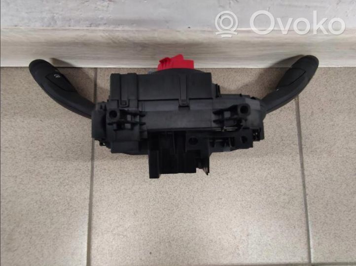 Volvo V90 Cross Country Leva/interruttore dell’indicatore di direzione e tergicristallo 32266026