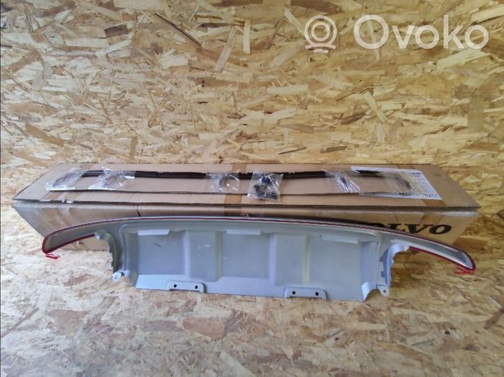 Volvo XC60 Modanatura della barra di rivestimento del paraurti anteriore 31373265