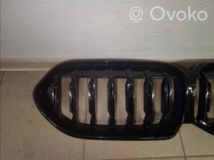 BMW 5 GT F07 Grille calandre supérieure de pare-chocs avant 