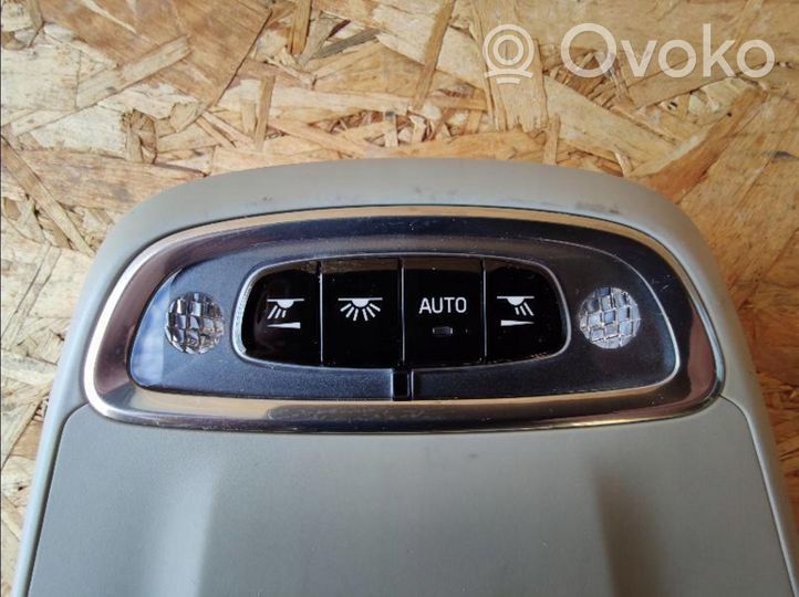 Volvo S90, V90 Kattokonsolin valaisinyksikön koristelista 31479611AA