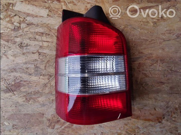 Volkswagen Multivan T4 Lampa tylna 7H5945095F