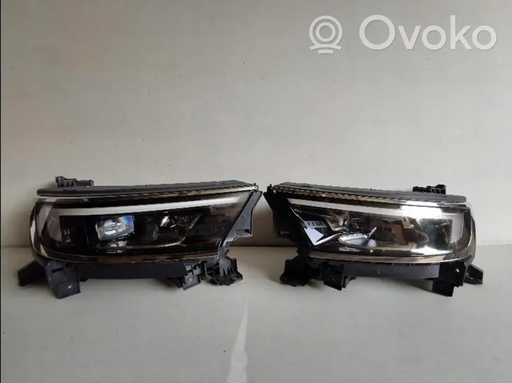 Opel Movano B Faro/fanale 9834016880