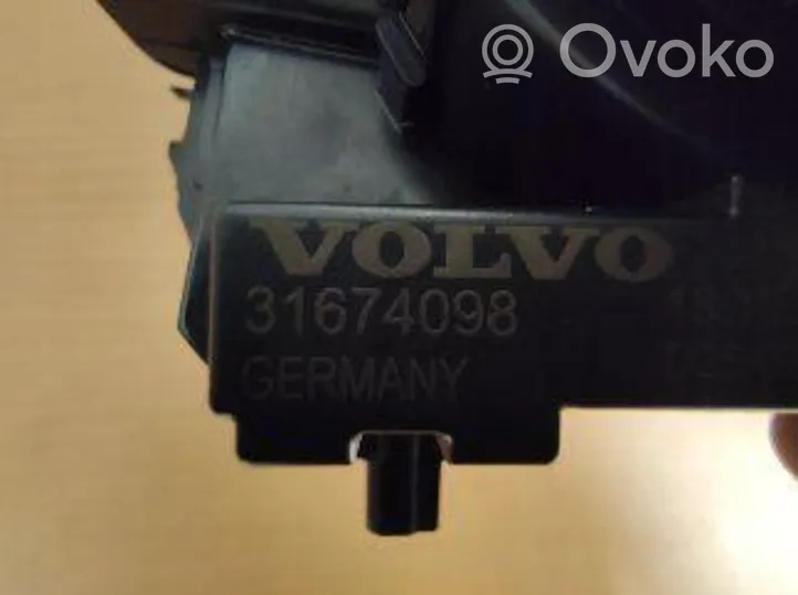 Volvo S90, V90 Ajovalojen pyyhkimien kytkin 
