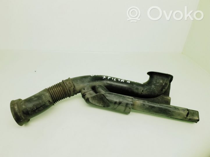 Opel Astra H Część rury dolotu powietrza 90531007