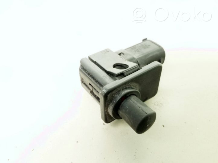 BMW 6 E63 E64 Bonnet alarm switch sensor 8352229