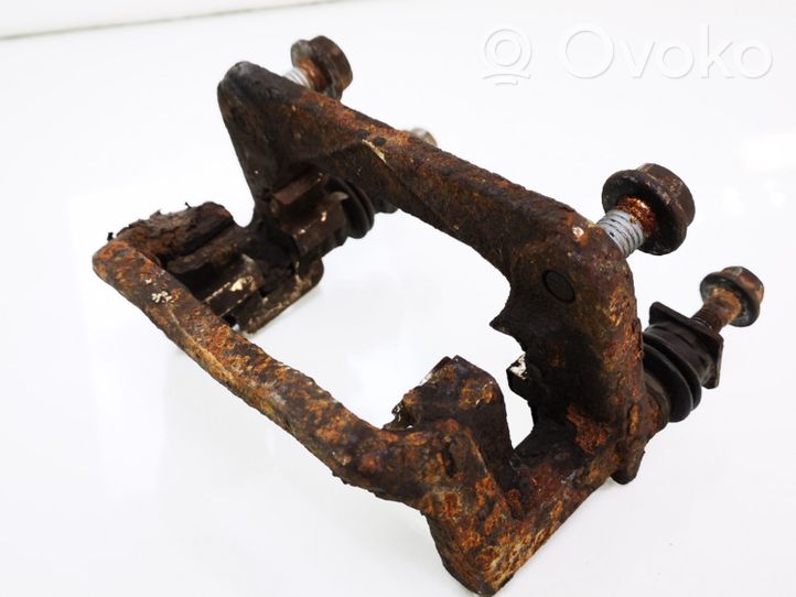 Mercedes-Benz Vaneo W414 Supporto della pinza del freno posteriore 