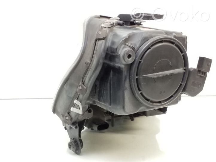 Mercedes-Benz ML W164 Lampa przednia A1648260191