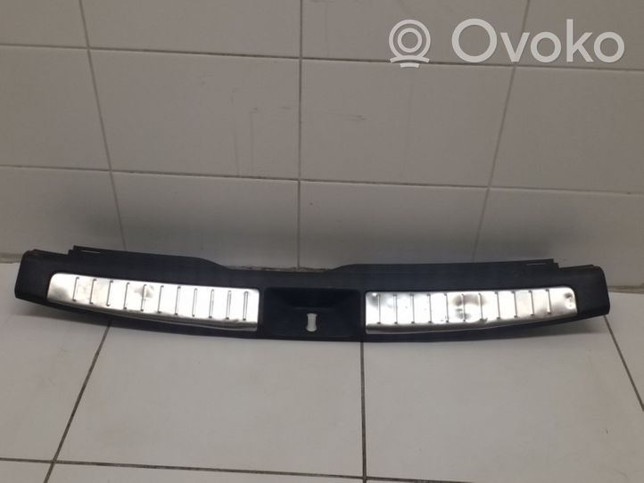 Toyota Avensis T250 Rivestimento di protezione sottoporta del bagagliaio/baule 5838705090