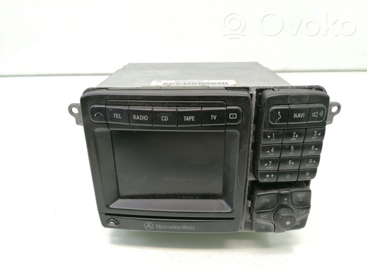 Mercedes-Benz S W220 Panel / Radioodtwarzacz CD/DVD/GPS A2208270442