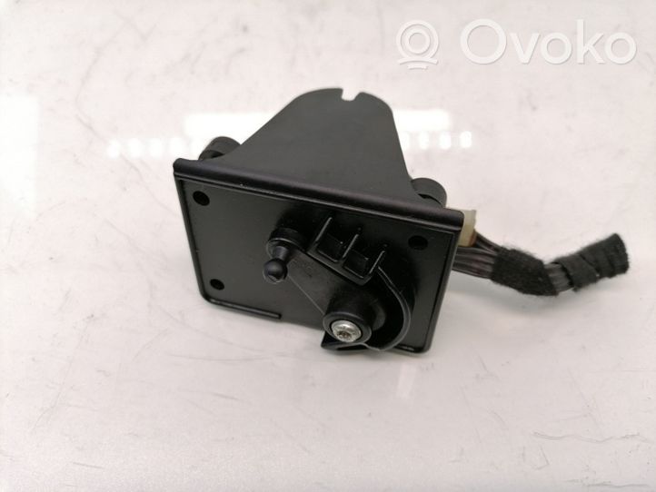 Mercedes-Benz S W220 Air flap motor/actuator 91508UA21