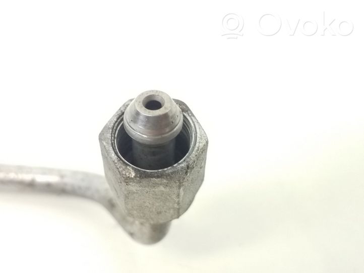 Toyota Avensis T250 Fuel main line pipe 