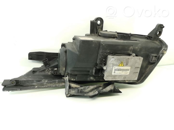 Citroen C6 Lampa przednia 9660983380