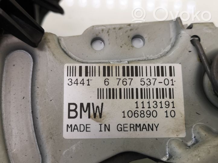 BMW 5 E60 E61 Механизм ручного тормоза (в салоне) 6767537