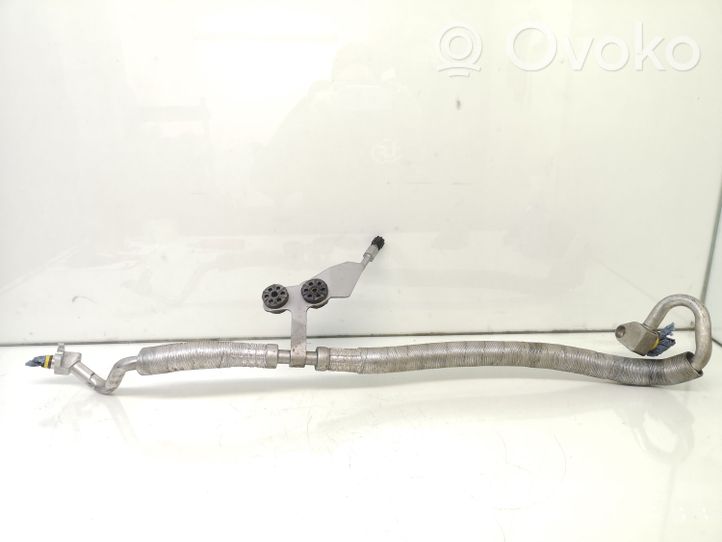 BMW 5 E60 E61 Tubo flessibile aria condizionata (A/C) 6921017