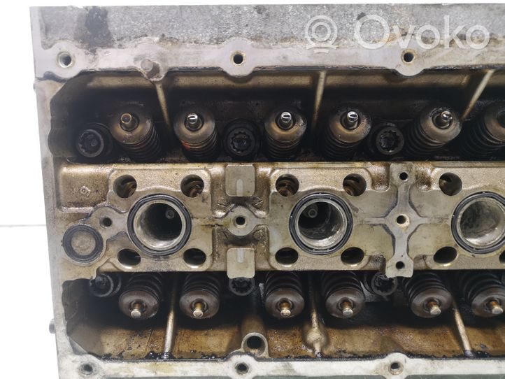 Volkswagen Jetta VI Engine head 03C103358BA