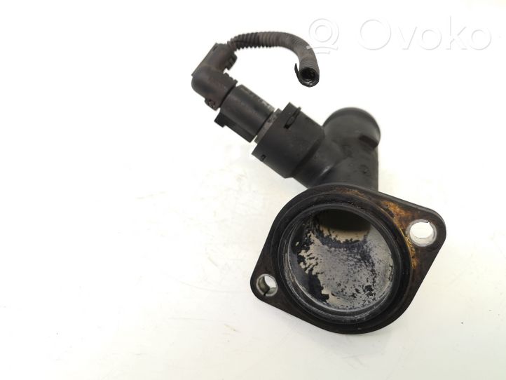 Volkswagen Touran I Tubo flessibile del liquido di raffreddamento del motore 03G121121D