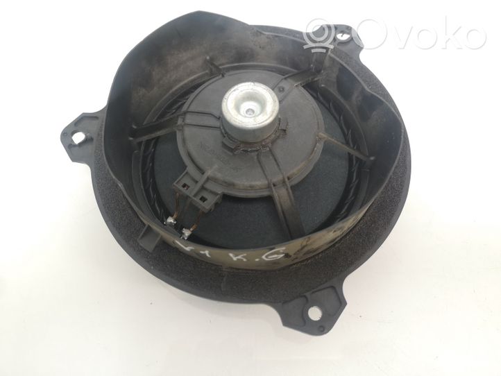 Toyota Verso Garsiakalbis (-iai) galinėse duryse 861600D180