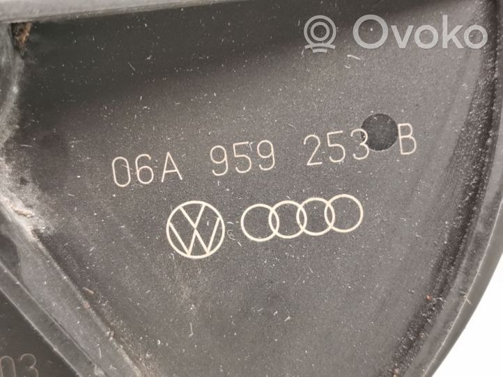 Audi A4 S4 B6 8E 8H Įsiurbimo rezonatorius 06A959253B