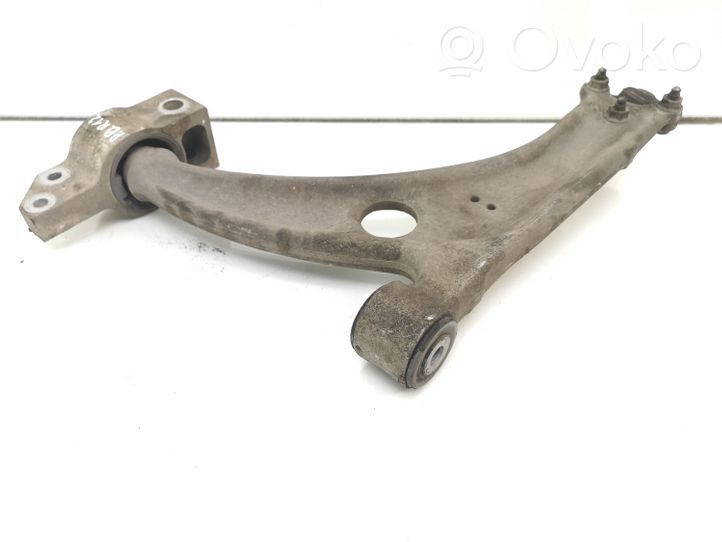 Volkswagen PASSAT B6 Fourchette, bras de suspension inférieur avant 3C0407153B