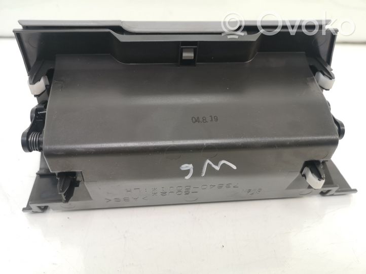 Suzuki Grand Vitara I Glove box 7384050J1