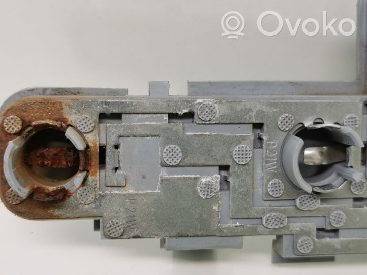 Opel Zafira B Porte ampoule de feu arrière ULO3343