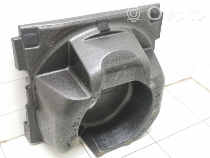 Mazda 6 Boîte à outils GS2B688MX