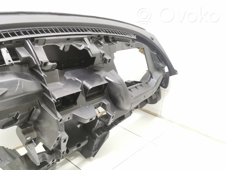 Mazda 6 Panel de instrumentos GS1D6012