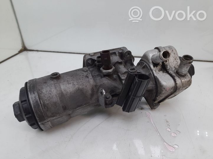 Volkswagen Jetta V Supporto di montaggio del filtro dell’olio 045115389E