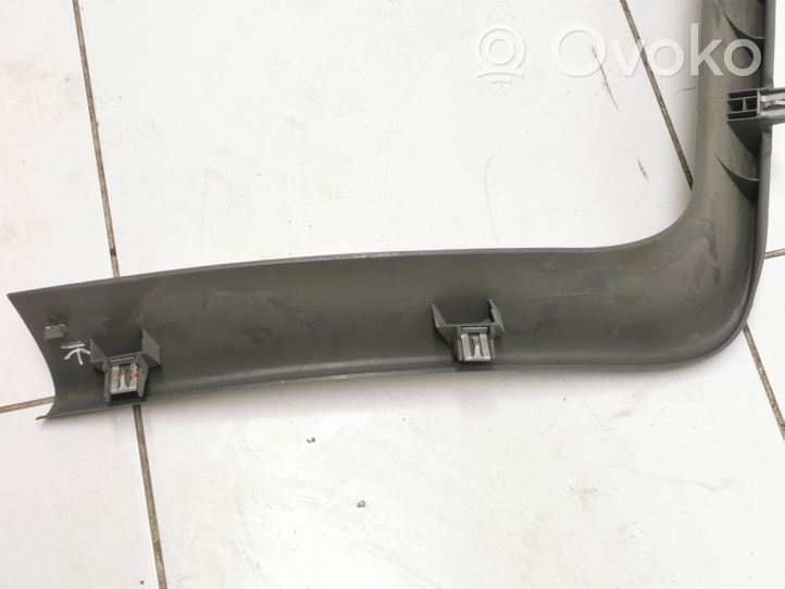 Chrysler Voyager Garnitures hayon 04754923AA