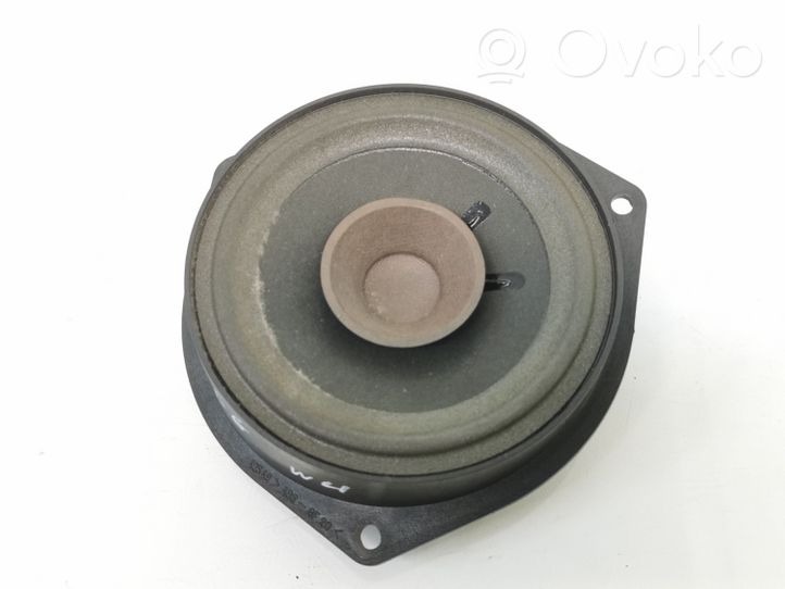 Opel Zafira B Enceinte de porte arrière 90379280