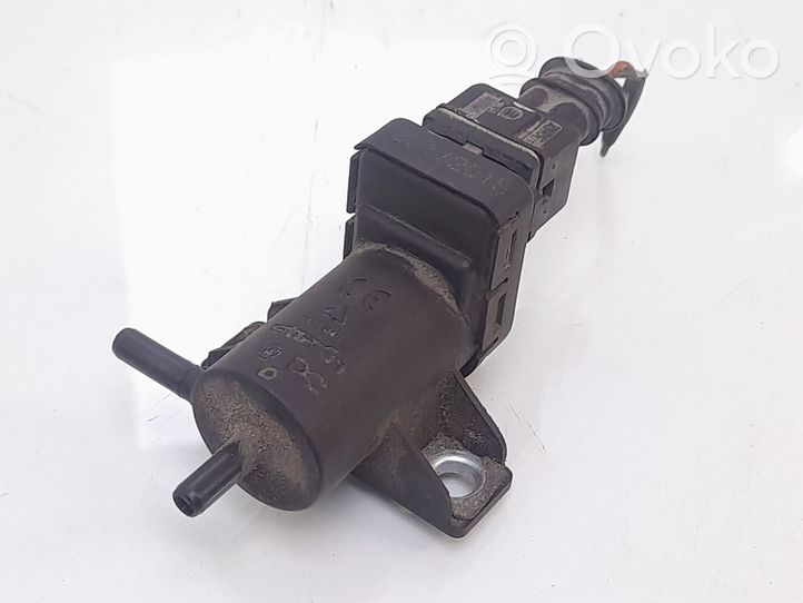 Renault Master III Vacuum valve 8200762162