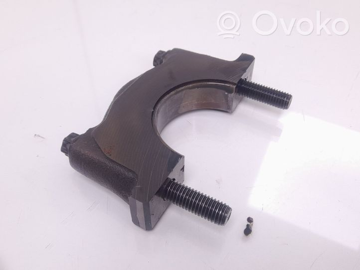 Renault Trafic II (X83) Crankshaft Holder 060101B