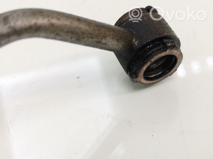 Ford Focus Turbo turbocharger oiling pipe/hose 