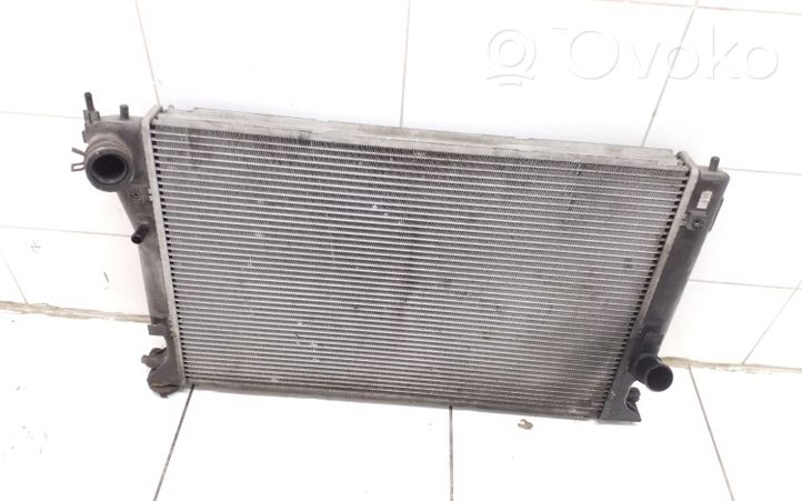 Toyota Avensis T250 Radiatore di raffreddamento MF422133