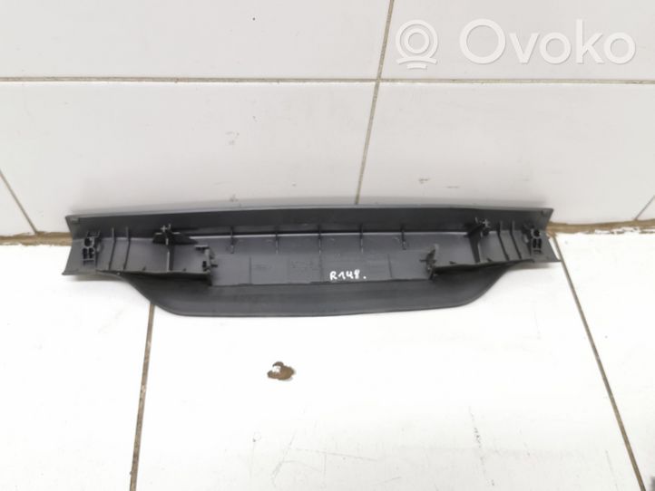 Ford Focus Tailgate/boot lid cover trim 4M51N40411A