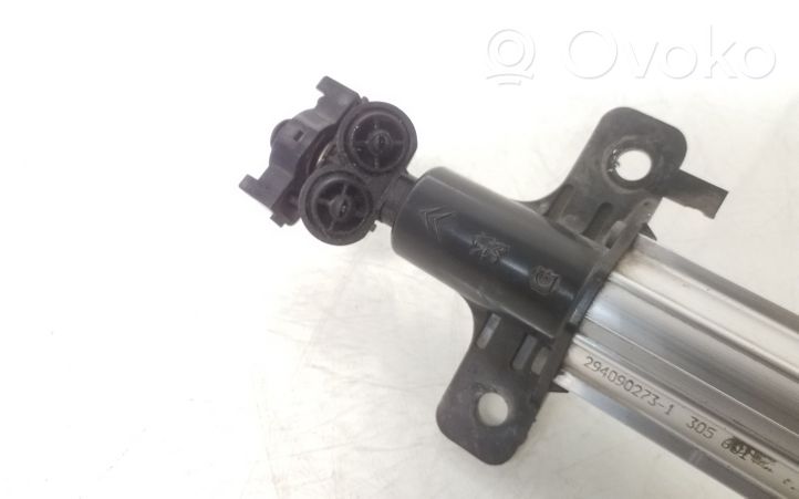 Fiat Scudo Ugello a spruzzo lavavetri per faro 1305601