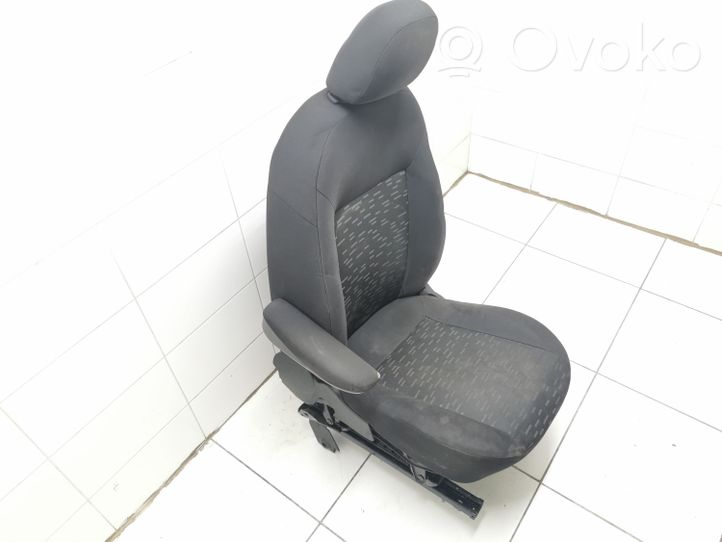 Opel Combo D Sedile anteriore del conducente 