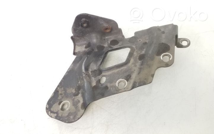 Opel Combo D Fender mounting bracket 