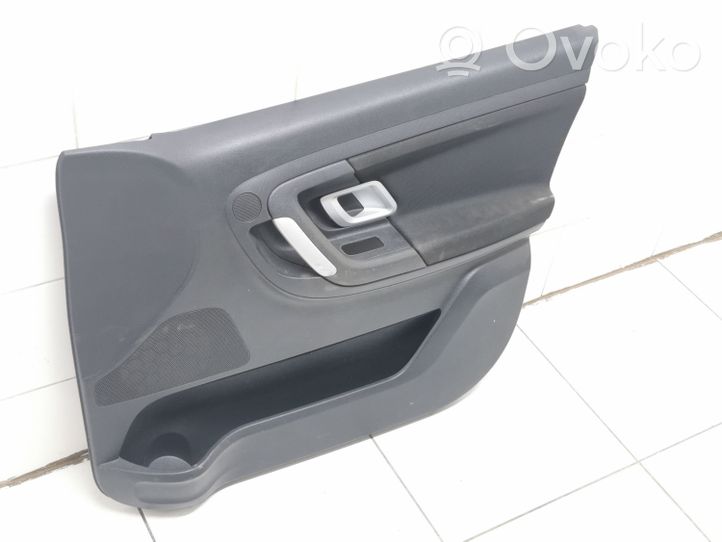 Skoda Roomster (5J) Rivestimento del pannello della portiera anteriore 5J7867012