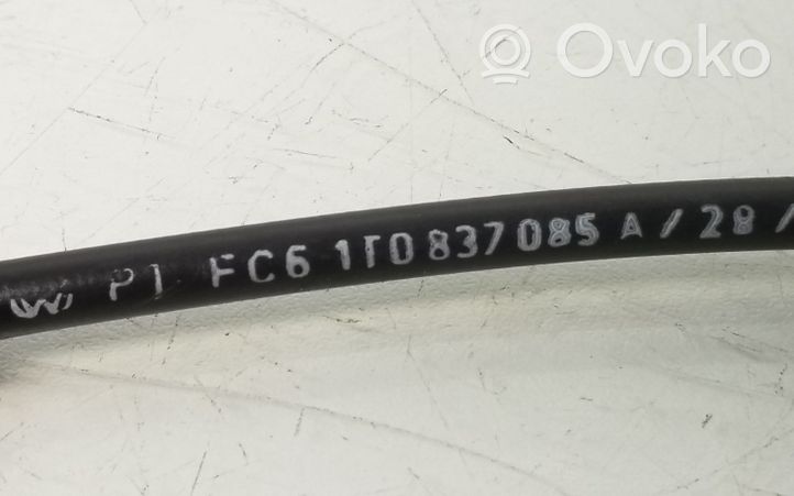 Volkswagen Touran I Tirette à câble, verouillage de porte avant 1T0837085A