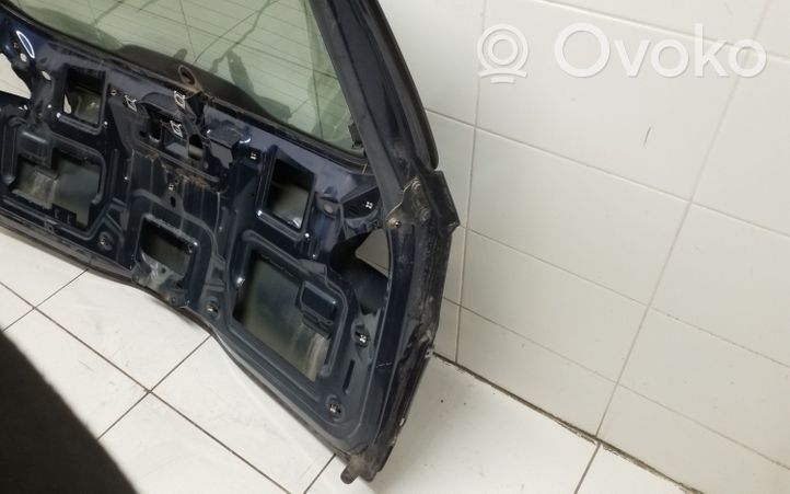 Ford Mondeo MK IV Tylna klapa bagażnika 