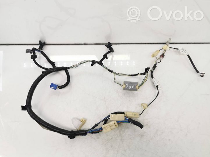 Toyota Avensis T250 Cablaggio elettrico portellone/bagagliaio 8218505081