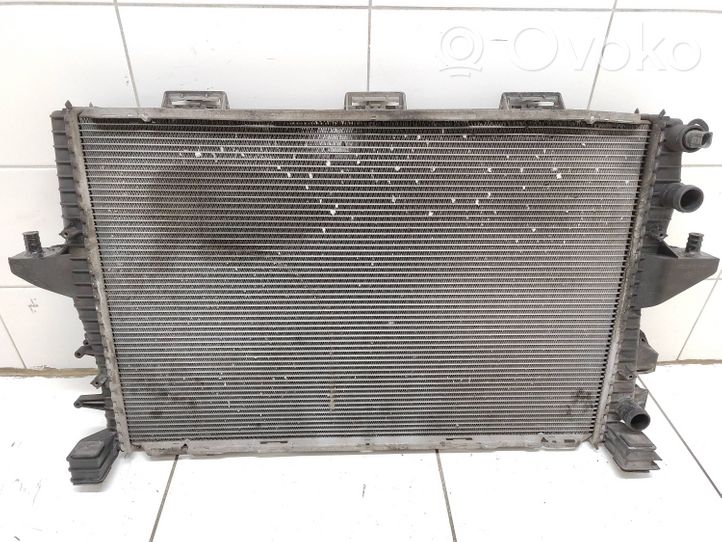 Volkswagen Transporter - Caravelle T5 Radiateur de refroidissement 7H0121253K