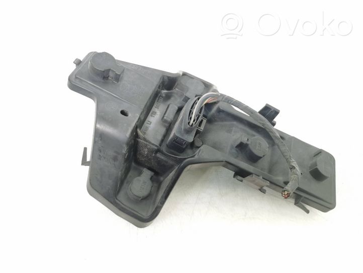 Volkswagen Touran I Element lampy tylnej 1T0945257D