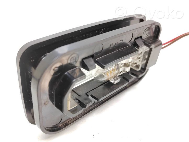 BMW X5 E70 Illuminazione sedili posteriori 0005676021