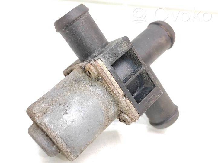 Mercedes-Benz E W211 Pompe de circulation d'eau, chauffage auxiliaire Webasto A0005062864