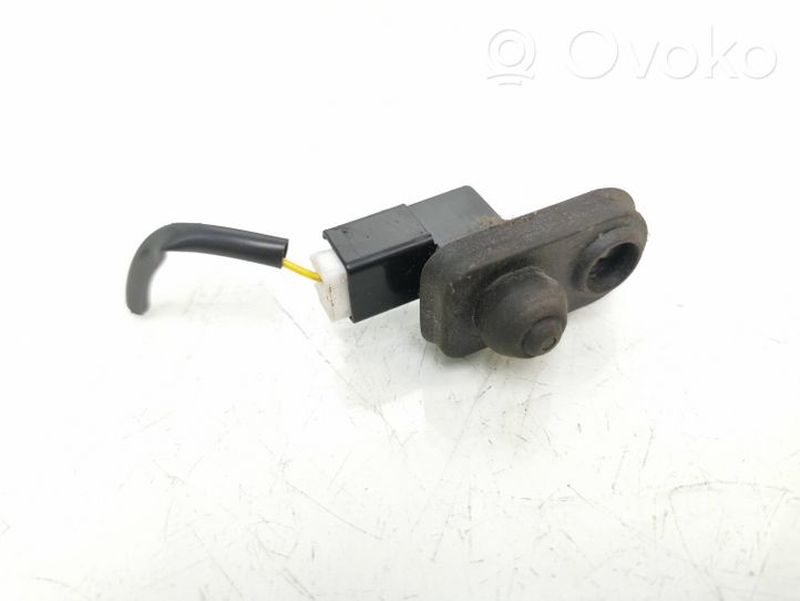 Mitsubishi Outlander Front door sensor 8111