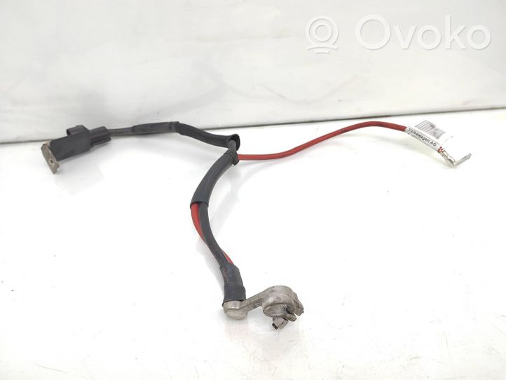 Volkswagen PASSAT B8 Câble de batterie positif 5Q0971228